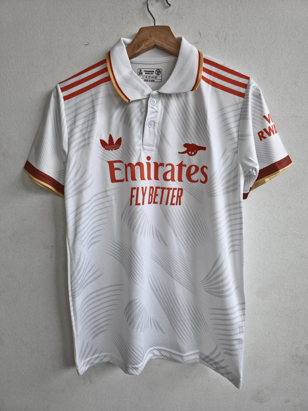 Arsenal FC 2025/26 third  (Saka) - View 1